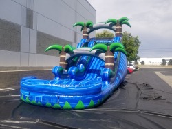 20180615 154312 678992136 1 17' Blue Paradise Waterslide